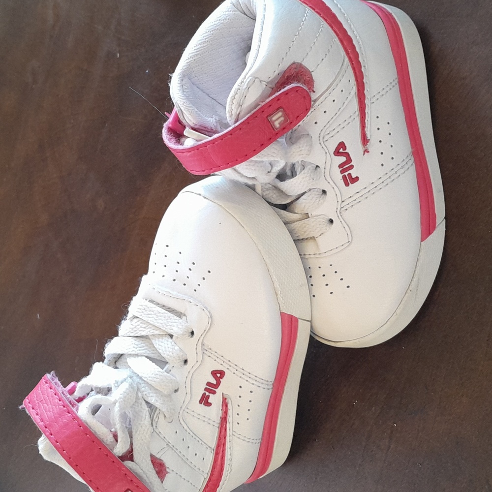 Fila size 6